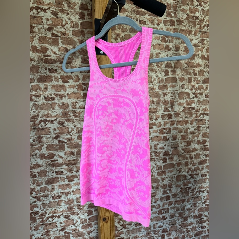 Lululemon Swiftly Racerback Special Edition